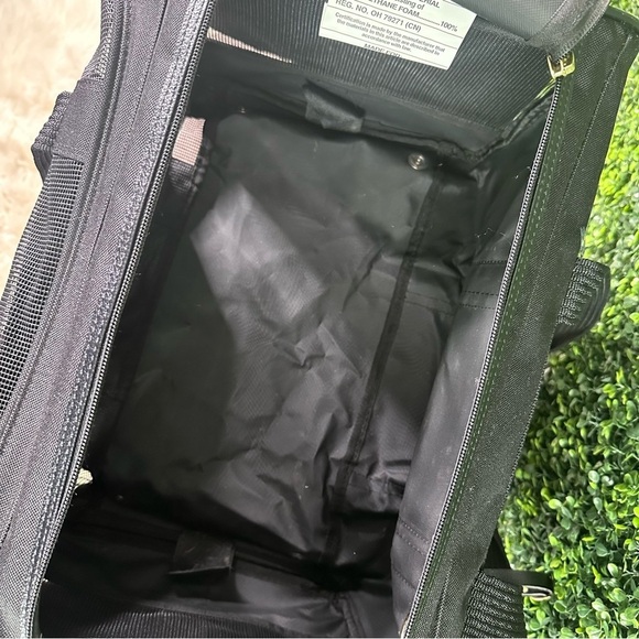 Sherpa Black delta pet carrier cargo new - Picture 15 of 16